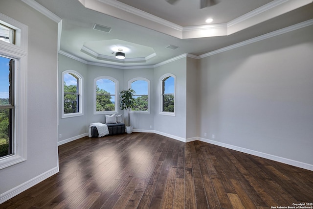 112 Legend Holw, Boerne, TX 78006 - unfurnished room featuring a tray ceiling, hardwood / wood-style floors, a ceiling fan, baseboards, and ornamental molding