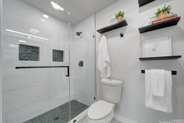 2714 Floral Way, San Antonio, TX 78247 - bathroom with toilet and a shower stall