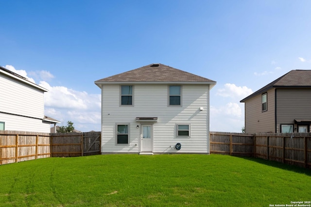 604 Saxon, Seguin, TX 78155 - view of back of property