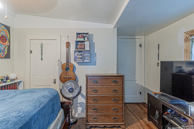935 Gembler, San Antonio, TX 78219 - bedroom featuring wood finished floors