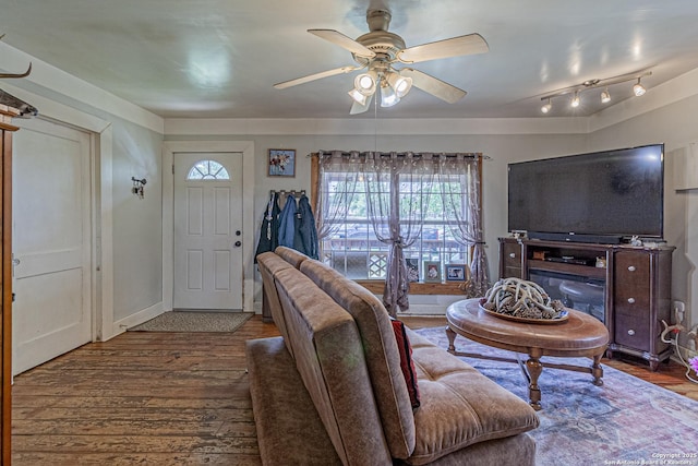 935 Gembler, San Antonio, TX 78219 - living area featuring wood finished floors and ceiling fan