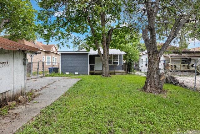 323 Roseborough, San Antonio, TX 78210 - view of yard