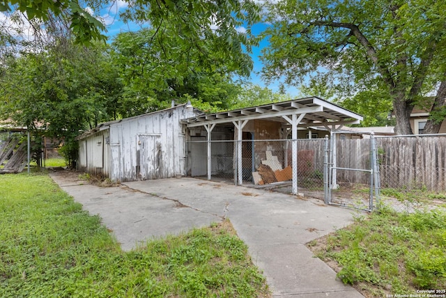323 Roseborough, San Antonio, TX 78210 - view of outbuilding