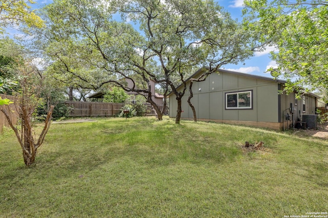 9711 Doefield, San Antonio, TX 78250 - view of yard