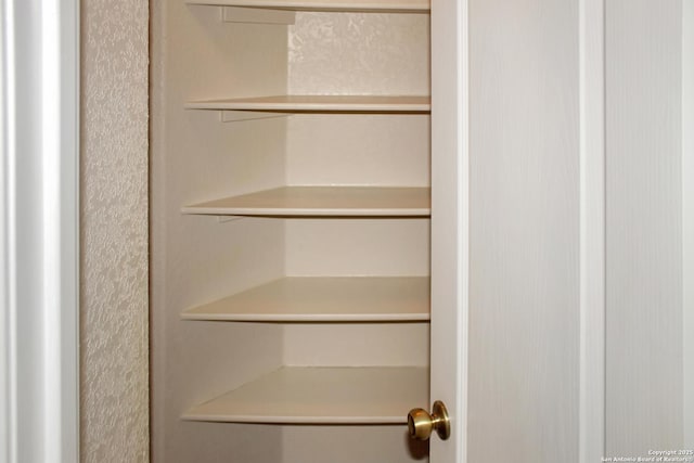 7527 Escada Crst, San Antonio, TX 78254 - view of closet