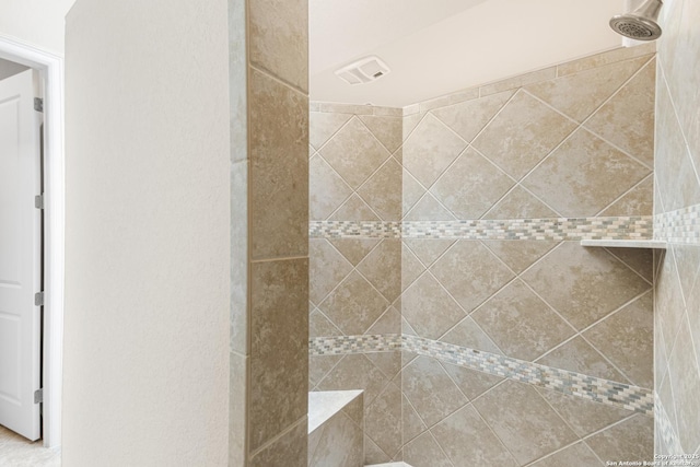 140 Cinnamon Crk, Boerne, TX 78006 - bathroom featuring tiled shower