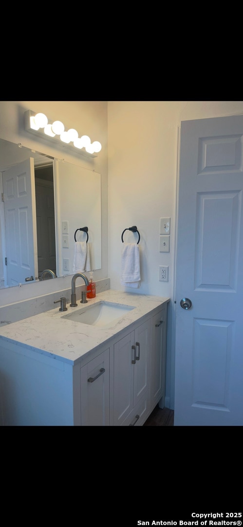3002 Wroxton, San Antonio, TX 78217 - bathroom with vanity