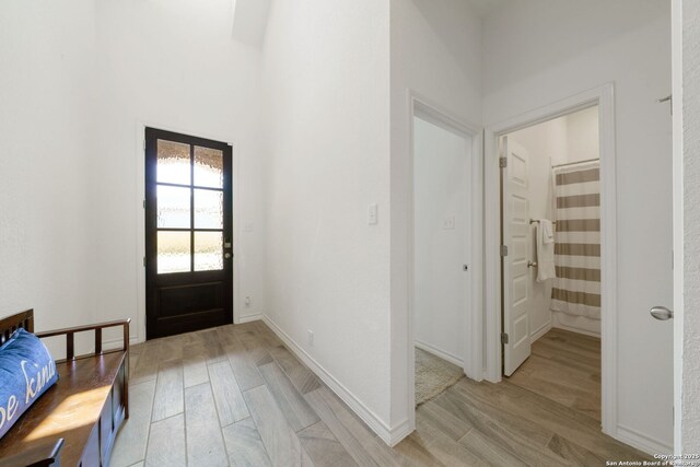 1524 Leeds Park, Bulverde, TX 78163 - foyer entrance featuring light wood-style floors
