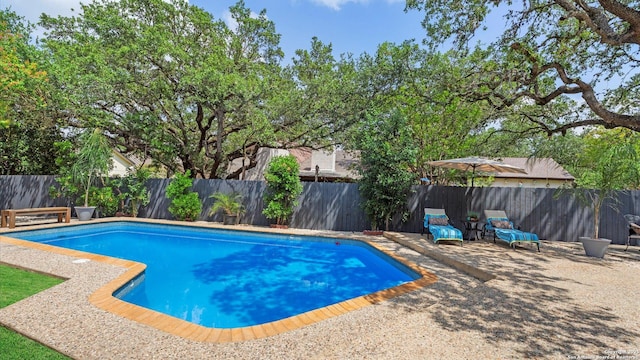 1818 Moreshead, San Antonio, TX 78231 - view of swimming pool with a fenced backyard