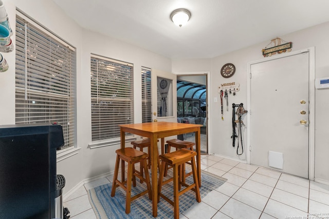 122 Rimdale, Universal City, TX 78148 - dining room featuring light tile patterned floors and baseboards