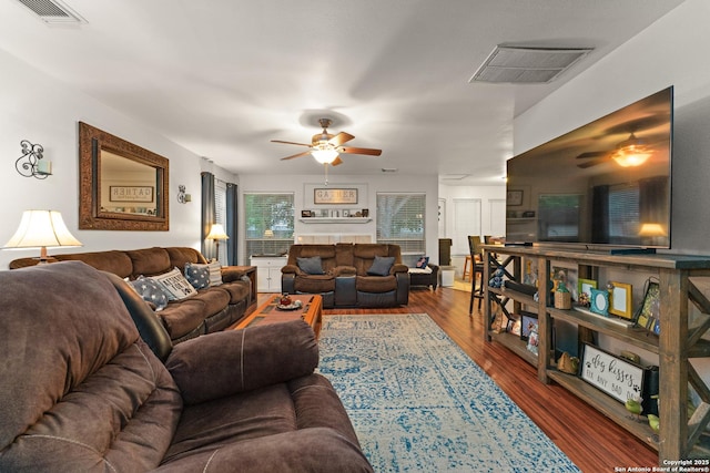 122 Rimdale, Universal City, TX 78148 - living area with a ceiling fan and wood finished floors