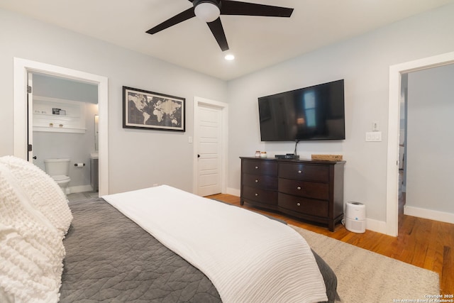 203 Rehmann, San Antonio, TX 78204 - bedroom with light wood-style floors, baseboards, ensuite bath, recessed lighting, and ceiling fan