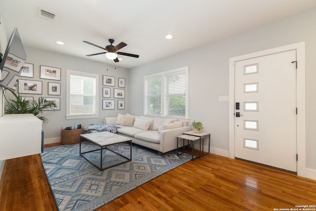 203 Rehmann, San Antonio, TX 78204 - living room with wood finished floors, ceiling fan, baseboards, and recessed lighting
