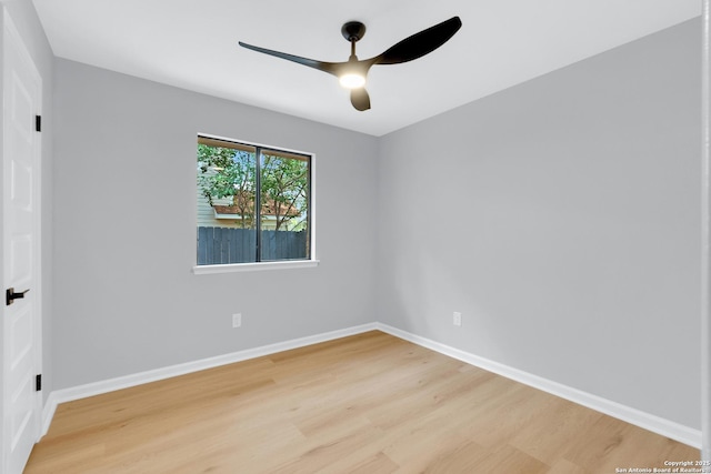 9807 Boulder Hill, San Antonio, TX 78250 - empty room featuring light wood finished floors, a ceiling fan, and baseboards