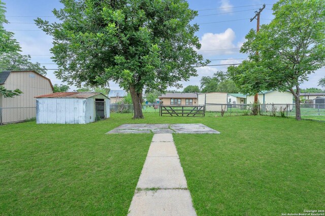 239 Banbridge, San Antonio, TX 78223 - view of yard