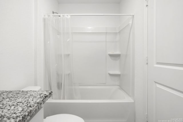 5455 Daphne Path, San Antonio, TX 78253 - bathroom with shower / bath combination with curtain, toilet, and vanity