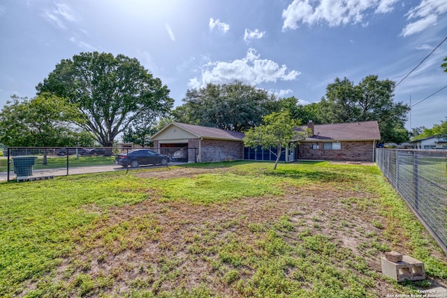 105 S Bluebonnet, Uvalde, TX 78801 - view of yard featuring driveway