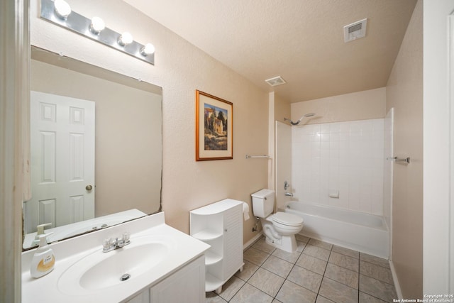 7731 Cedar Farm, San Antonio, TX 78239 - full bathroom featuring toilet, vanity, tile patterned floors, washtub / shower combination, and baseboards