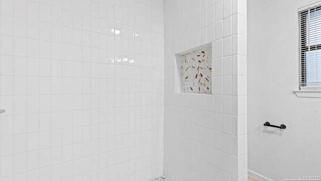 218 Gruene, New Braunfels, TX 78130 - full bathroom with a tile shower