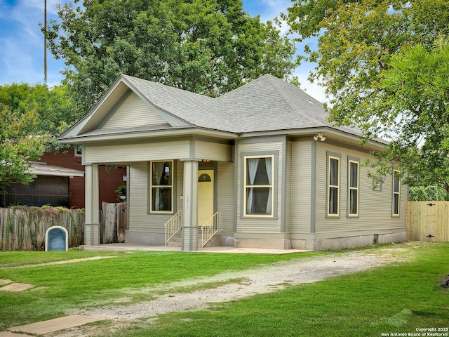 1211 W Magnolia Ave, San Antonio, TX 78201 - view of front of property with entry steps and roof with shingles