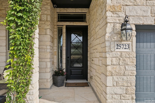 25723 Coreopsis, San Antonio, TX 78261 - entrance to property with stone siding