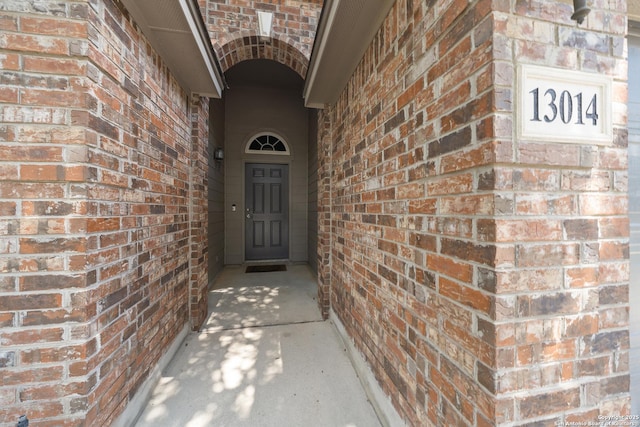13014 Essen, Helotes, TX 78023 - entrance to property with brick siding