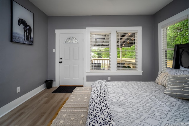 128 Blanco, San Antonio, TX 78212 - foyer entrance with wood finished floors and baseboards