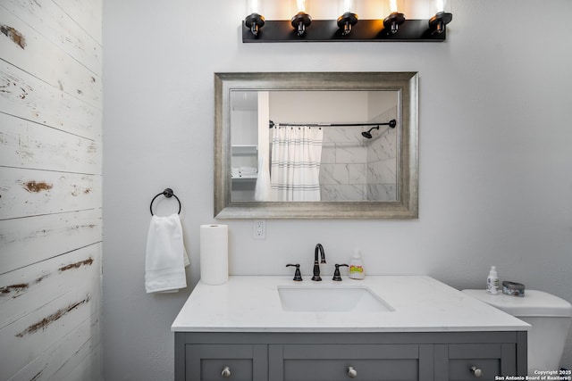 128 Blanco, San Antonio, TX 78212 - full bathroom with vanity and curtained shower