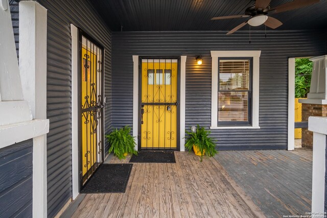 128 Blanco, San Antonio, TX 78212 - entrance to property with ceiling fan and covered porch