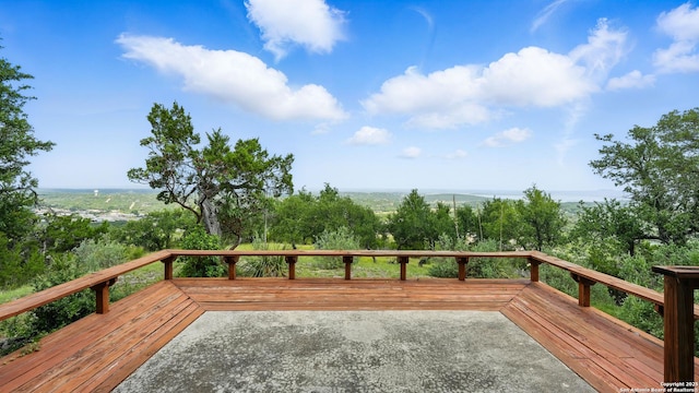 1001 Naked Indian, New Braunfels, TX 78132 - view of wooden terrace