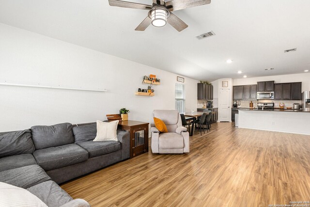 6417 Hoffman Pln, San Antonio, TX 78252 - living area featuring light wood-style flooring, recessed lighting, and ceiling fan