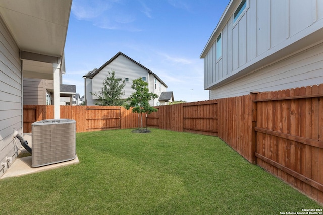 9607 Stillwater Pass, San Antonio, TX 78254 - view of yard with cooling unit