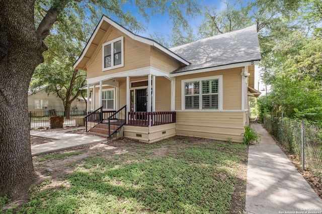 246 Felisa St, San Antonio, TX 78210 - bungalow featuring crawl space and a porch