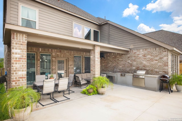 14042 Gemma, San Antonio, TX 78253 - view of patio / terrace featuring a sink