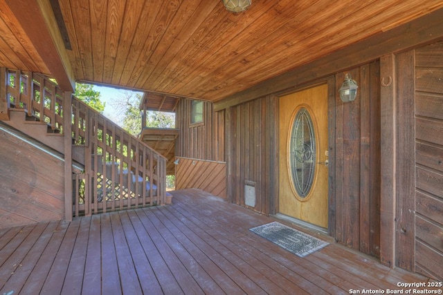 642 Lakebreeze, Canyon Lake, TX 78133 - wooden terrace with stairs