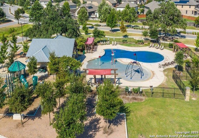 810 Brown Thrasher, San Antonio, TX 78253 - bird's eye view of a pool area