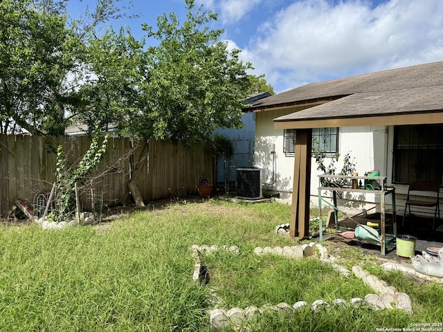 9010 Bowline, San Antonio, TX 78242 - view of yard featuring central AC unit
