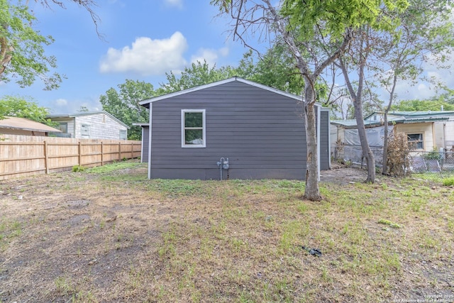 2338 Burnet, San Antonio, TX 78202 - view of rear view of house
