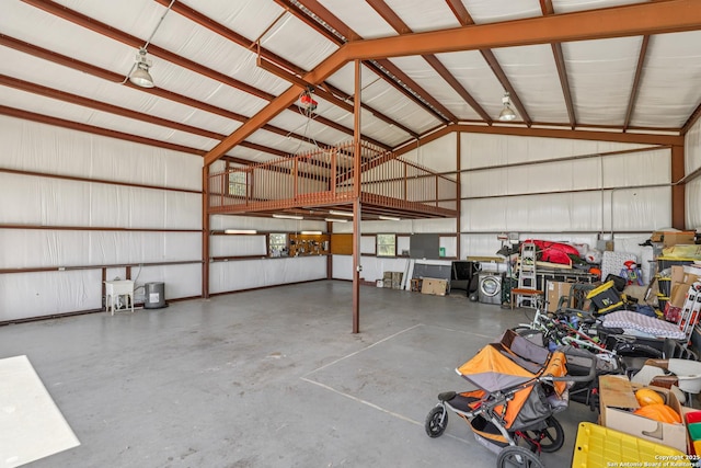 269 Red Rose, Spring Branch, TX 78070 - garage with metal wall