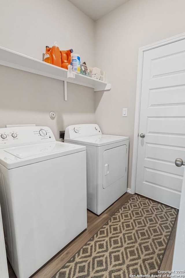 2079 Chelsea Grv, New Braunfels, TX 78130 - laundry room with washer and dryer and wood finished floors