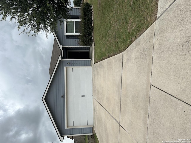 6406 Lakefront, San Antonio, TX 78222 - view of front of property with board and batten siding