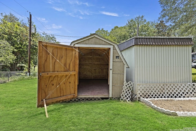 1706 Hickory St, Floresville, TX 78114 - view of shed