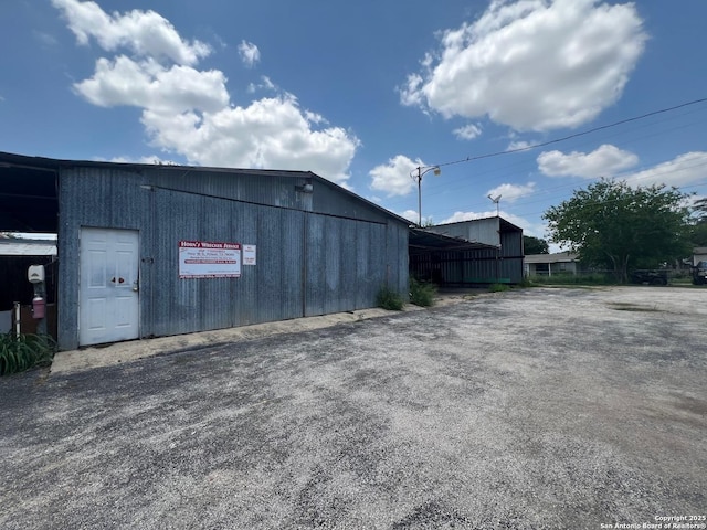 413 4th St, Poteet, TX 78065 - view of building exterior