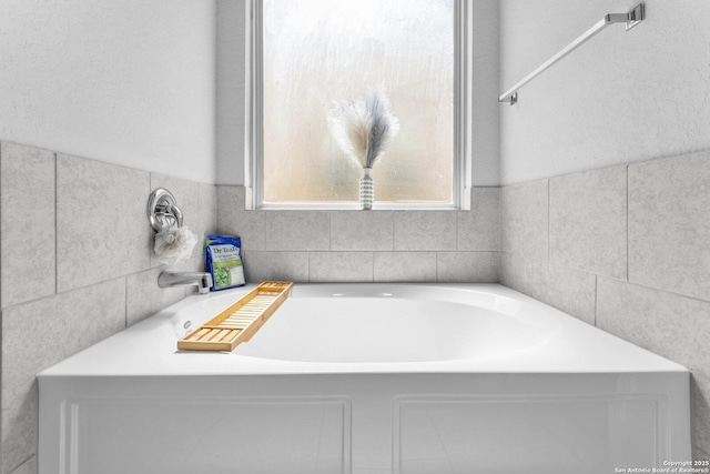 8919 Ladbroke, Converse, TX 78109 - bathroom featuring a garden tub