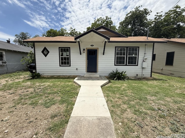 206 E Lambert, San Antonio, TX 78204 - view of ranch-style home