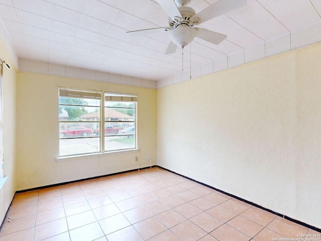 3415 Twining, San Antonio, TX 78211 - unfurnished room with a ceiling fan