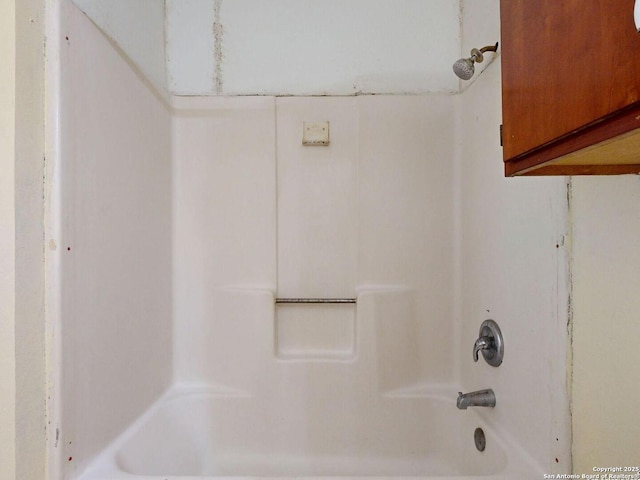 3415 Twining, San Antonio, TX 78211 - full bathroom with shower / washtub combination