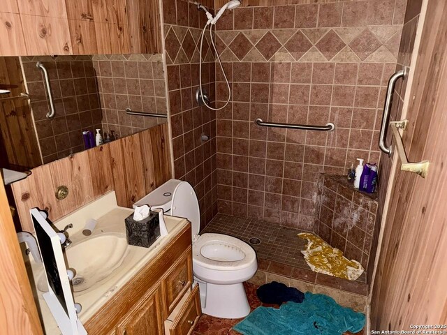 215 W Academy, San Antonio, TX 78226 - bathroom featuring vanity and tiled shower