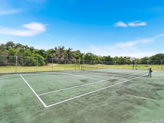1131 Meadow Stream Rd, Spring Branch, TX 78070 - view of tennis court