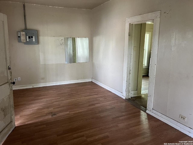 310 N Gevers, San Antonio, TX 78202 - empty room featuring wood finished floors and electric panel